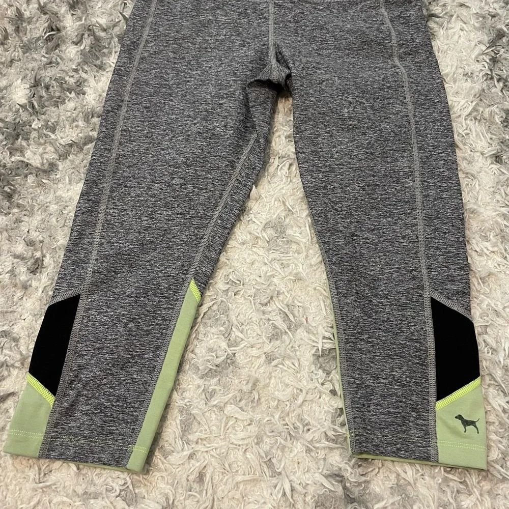 Victoria Secret Pink Ultimate Yoga leggings Small - Picture 3 of 5